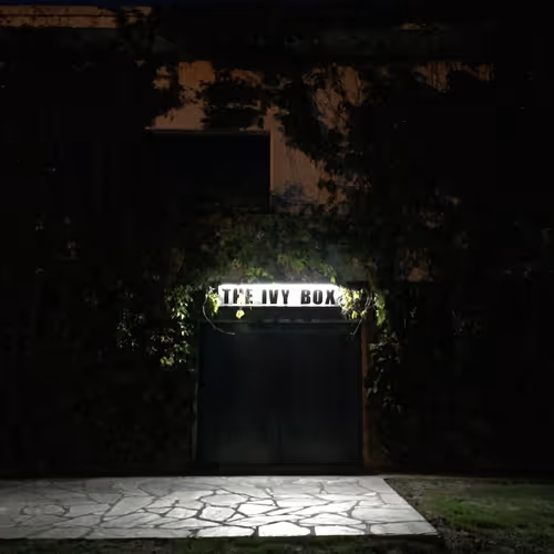 The_Ivy_Box