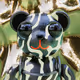 587
