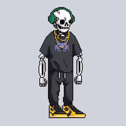 915