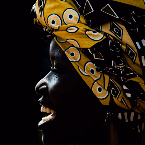 Magnifique - iisz0JwB9z