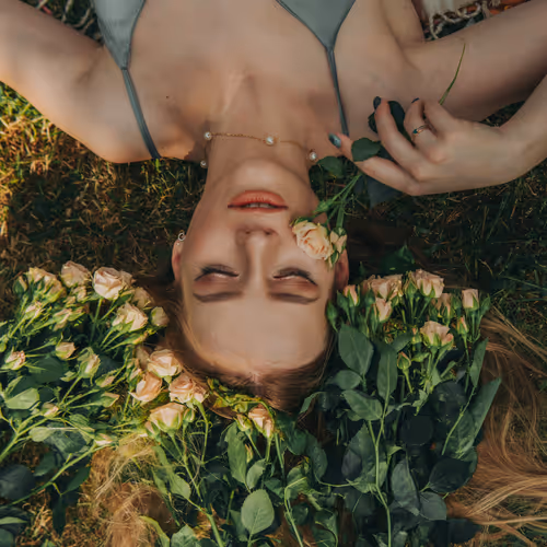 Open her eyes