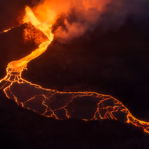 Iceland - b0CfdgQKxr