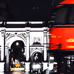 Red London | Marble Arch
