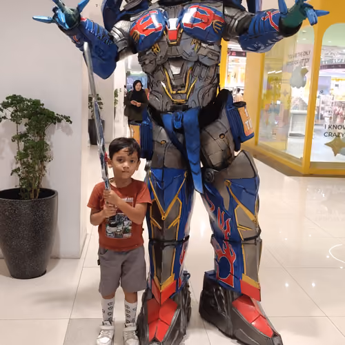 Taking Photos with Robots (5th)