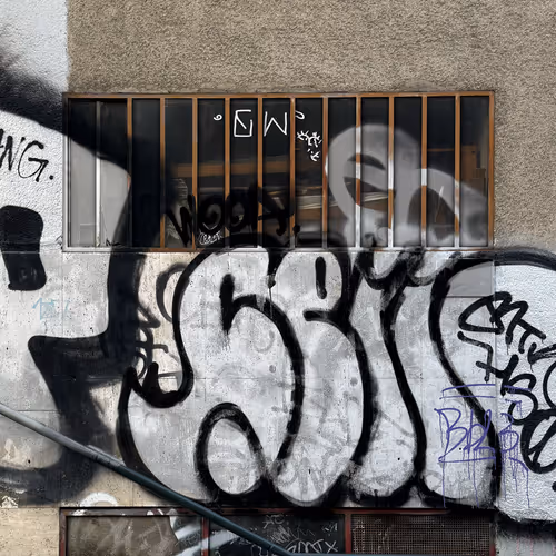 Graffiti wall