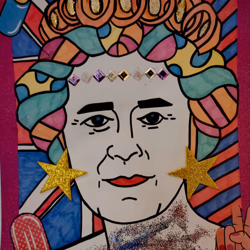 The Queen - e6c3OpYtIZ