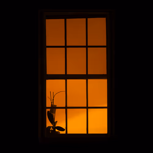 WINDOW 942