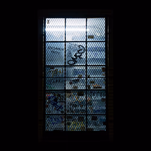 WINDOW 26