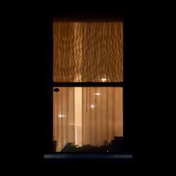 WINDOW 784