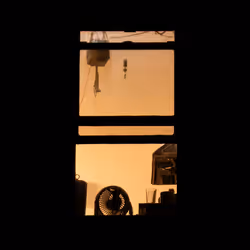 WINDOW 660