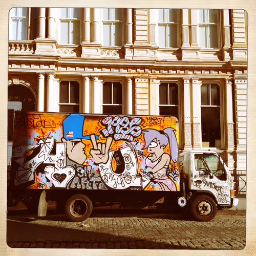 Bond St