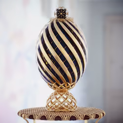 Royal Egg #1185