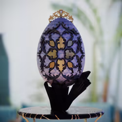 Royal Egg #211