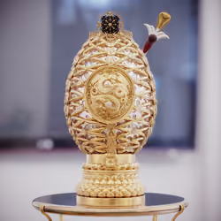 Royal Egg #244