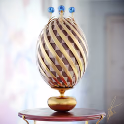 Royal Egg #754