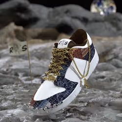 300