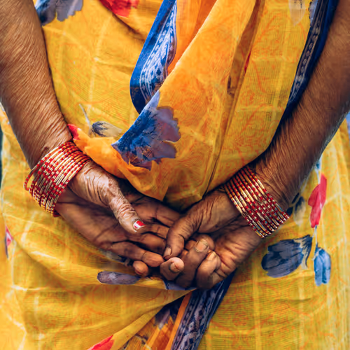 Collecting Hands India