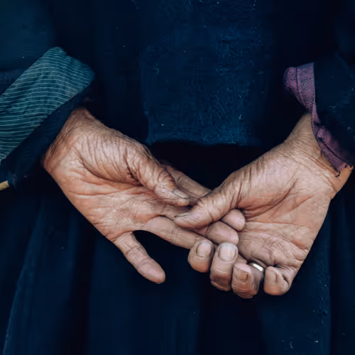 Collecting Hands India