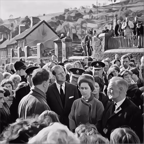 Item #53919893334301279589334030174039261347274288845081144963173588140032 Media