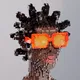 818