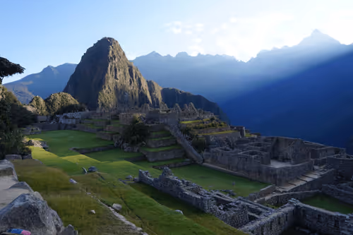 Item #87664880579131219446236246438966641154 Media