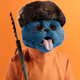 890