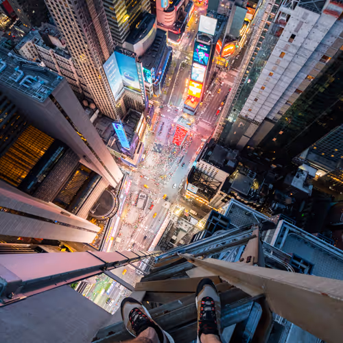 On The Roofs Raskalov 2