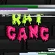 735