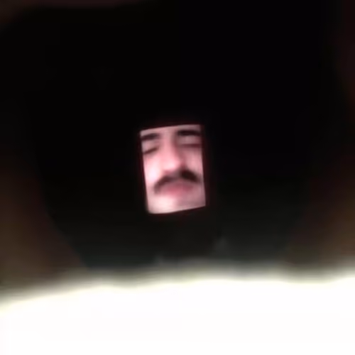 Hologram-Stache