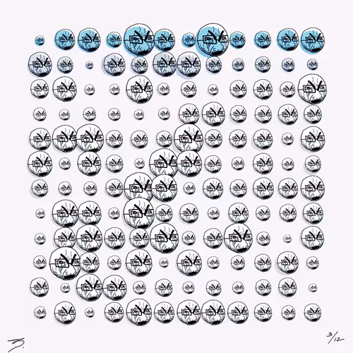 352