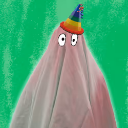596