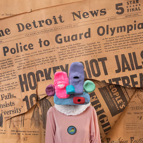 Item #4041 Media