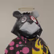 725