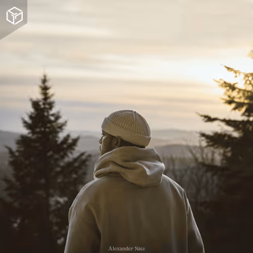 Item #600598377615456388012856182117070893219840 Media