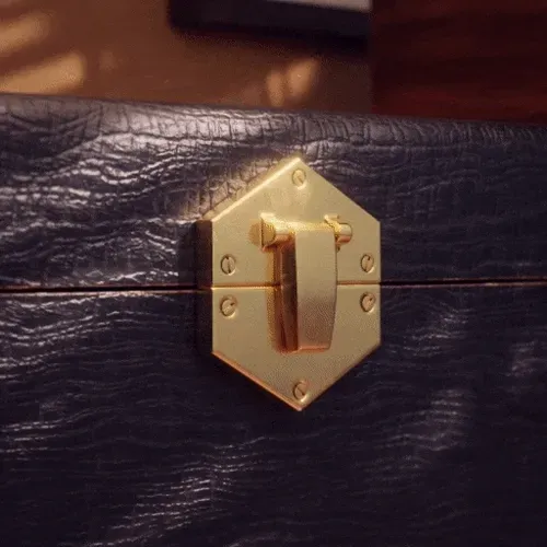 Item #271885611169829832307236311337982800953344 Media