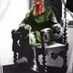 576824