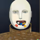 735