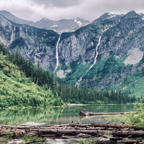 Avalaaaanche Lake