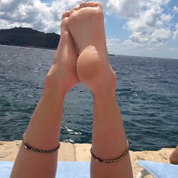 Feet #98