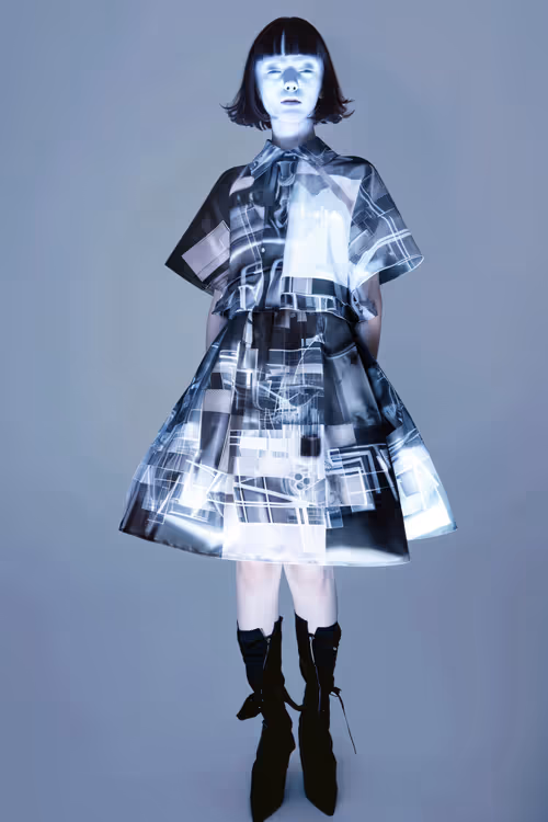 Item #30000430 Media