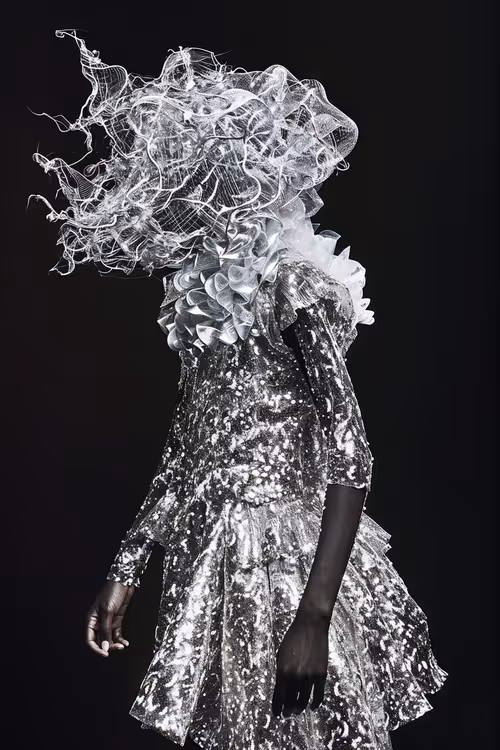 Item #30000117 Media