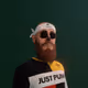 1076