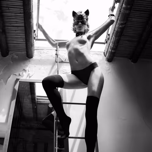 EXPERIMENTAL PORTRAITS V2