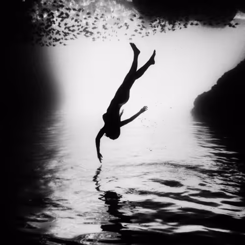 Thewandererinthehiddendepths