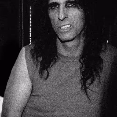 Phto. - Alice Cooper - Pat Johnson Exhibit