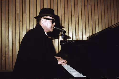 340282366920938463463374607431768211457