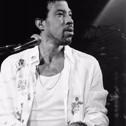 340282366920938463463374607431768211548