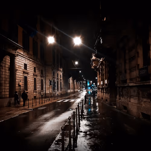 In the shadows of Porta Monforte