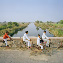 Schoolchildren on their way home in Vraja, Uttar Pradesh #4/8