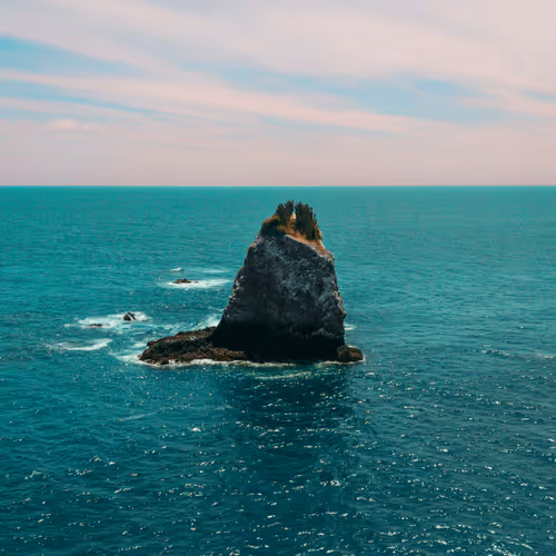 Ocean's Edge: A Collection of Seaside Photography